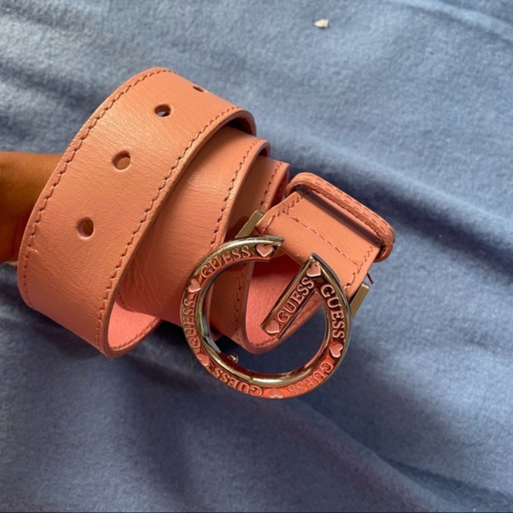 G belt buckle with Pink Leather.